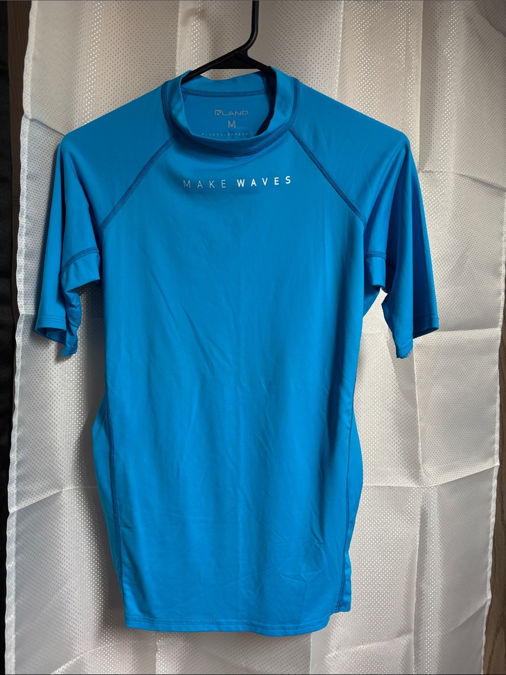 AND Blue Women's Short-Sleeve Rash Guard - MAKE WAVES